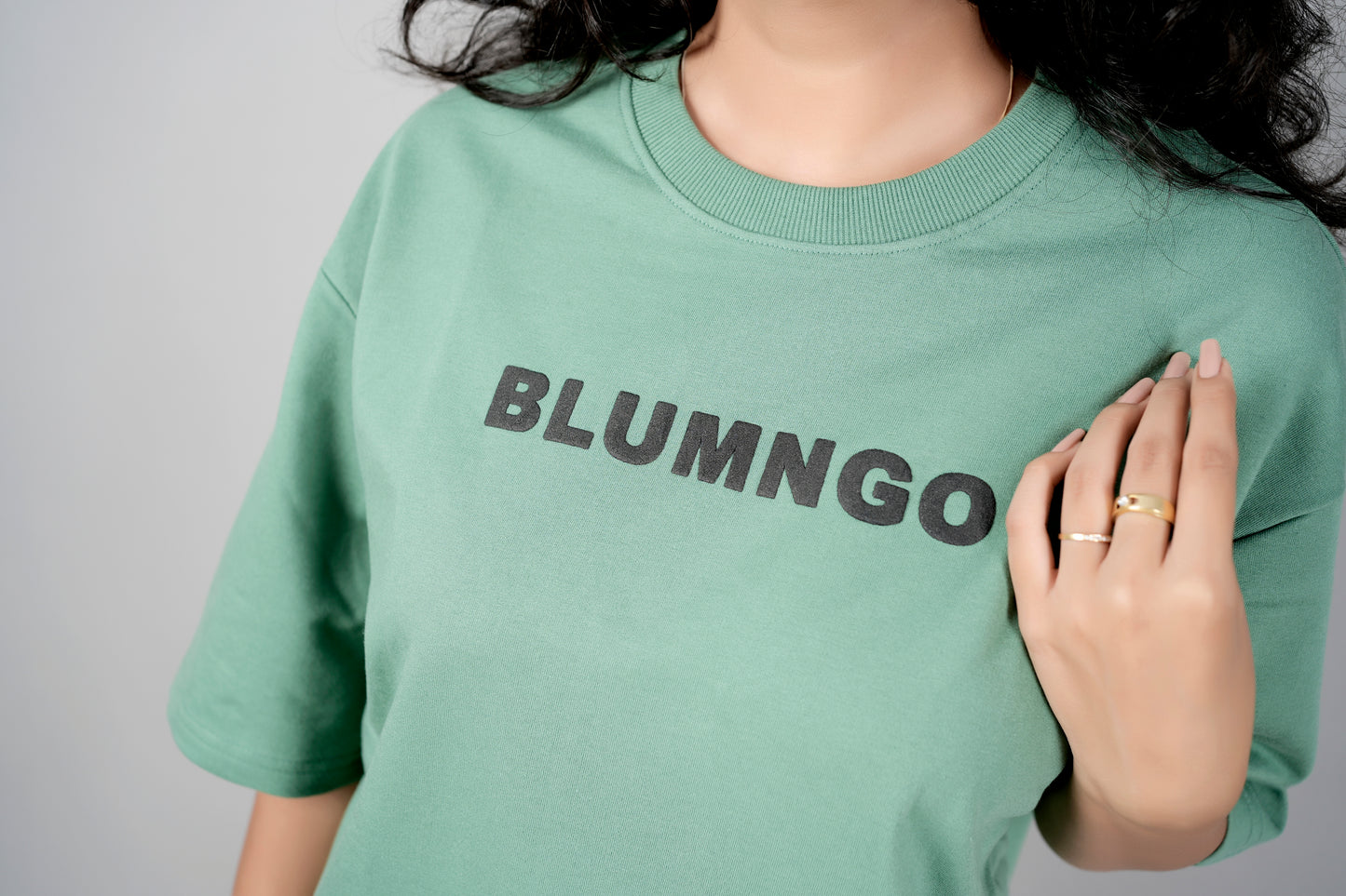 Blumngo Mint Oversized Trust No One Tee (Unisex)